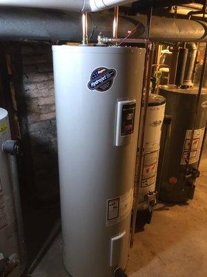 New Bradford White electric 40 gallon water heater installation.