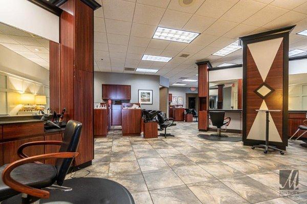 Spacious hair dressing salon at Cincinnati and West Chester Township's best beauty salon Mitchell's Salon & Day Spa