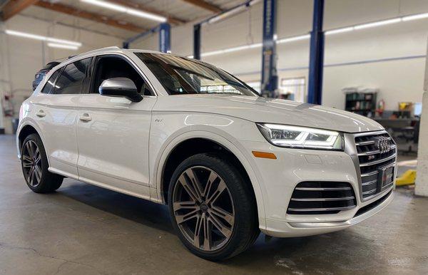 This Audi SQ5 owner trusts the experts at Orange County European Auto Service with all their service and repair needs.