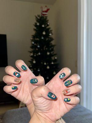 Love my Christmas nails