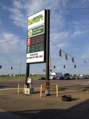 2014-05-21; Mapco Express @ Airways & Winchester, Memphis TN