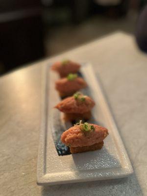 Spicy tuna hanabi (crispy rice)