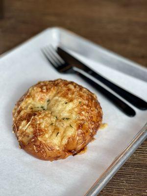 Walnut Cheese Bagel