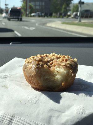 Best donut I've ever had. Usually a donut is heaven and somewhat doughy but this treat was crispy and crunchy. Should have bought more.