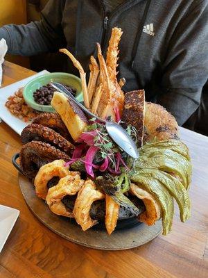 Molcajete de Mariscos