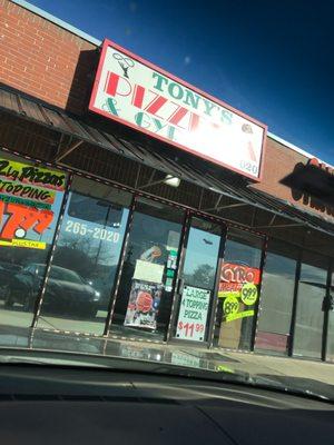 Tony's Pizzeria and Gyro's