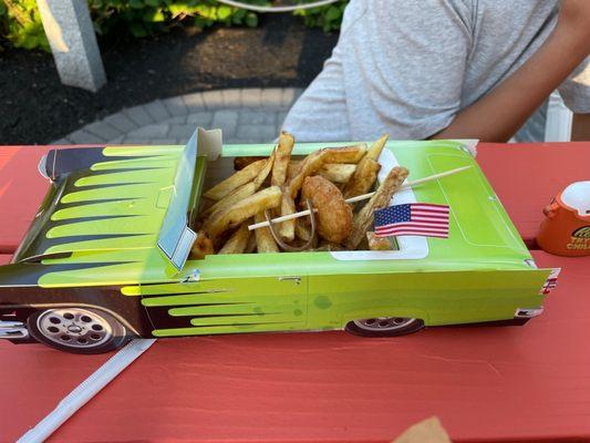 My son loved his kids meal!