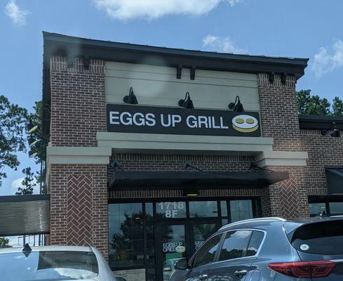 Eggs Up Grill