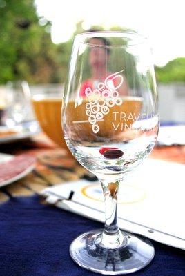 Traveling Vineyard wine tastings offer Hosts and their Guests the opportunity to learn how to taste wine and how to pair wine with food.