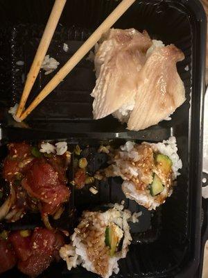 This supposed to be an ahi salmon bento plate!  Microwaved hamachi