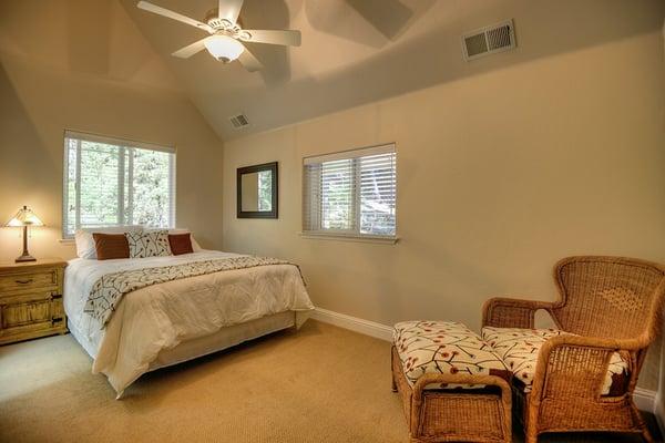 Cedar Sapling Room ( upstairs) - Shares bathroom with Incense Cedar room. Special group price for Cedar Sapling + Incense Cedar