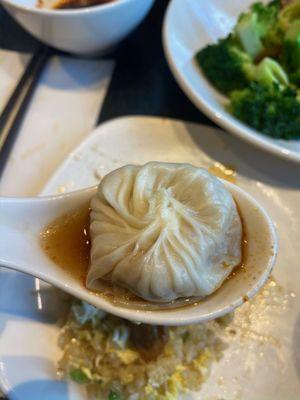 Soup dumpling