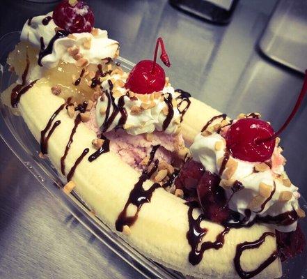 Rockin banana split!