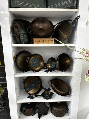 Smithey cast iron pans