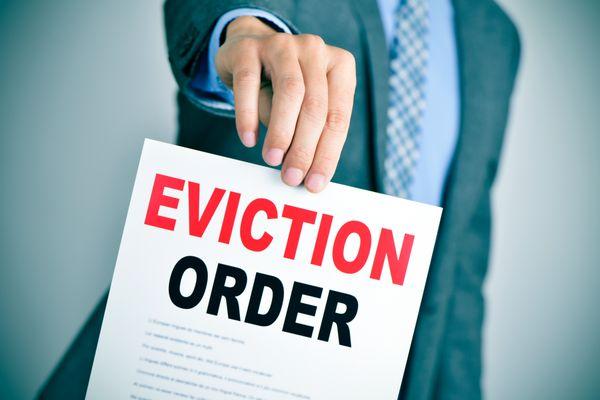 We represent clients in evictions in San Francisco and Oakland.