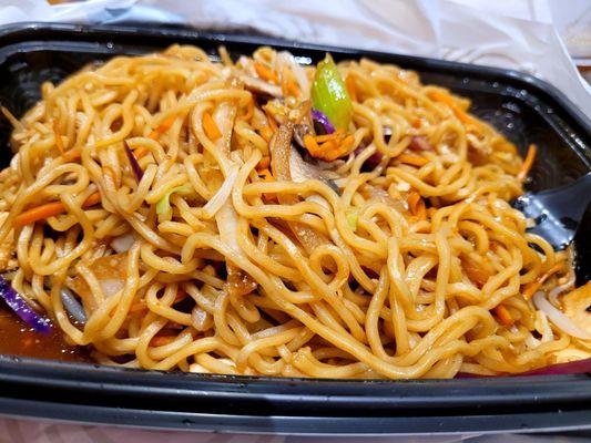 Chicken lo mein