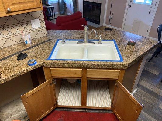 Customer had this old shallow white sink that was less then appealing and wanted an upgrade