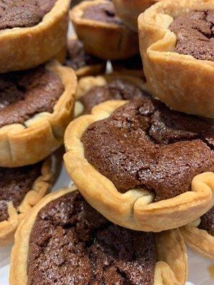 Brownie nut pie bites