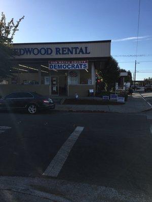 The office has moved to 2336 El Camino Real Redwood City. The cross street is now hemlock near big O tires