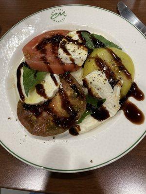 Mozzarella Caprese.