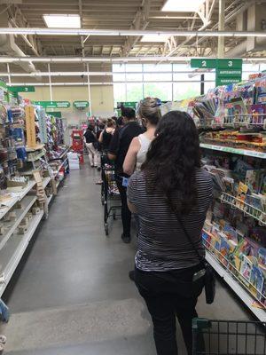 Long lines one person in store apparently, called store 5 times and no answer  I hope everything's ok in the managers office