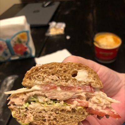 Tuna sub