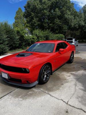 Clay And Seal on Challenger Scat