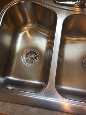 We have a great cleaning agent for steal sinks!