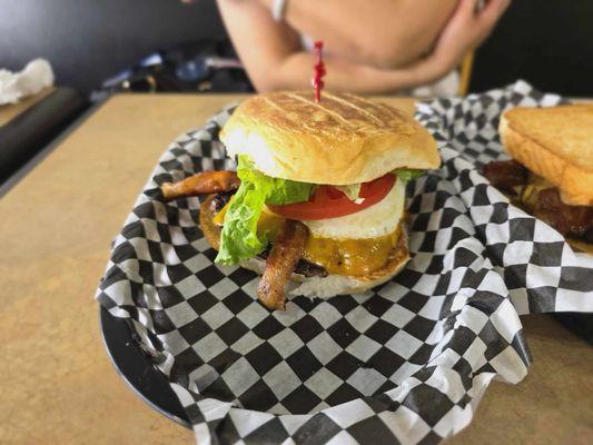 Cali Sunshine Burger