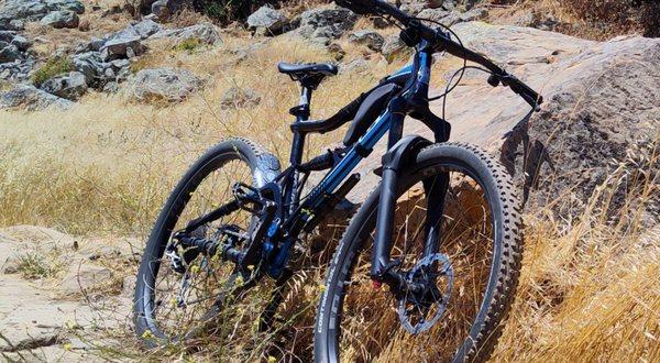 After getting a great turn up at Lompoc Bike Works My trusty Ride was was ready to hit Brushy Peak Trail Great job as always.