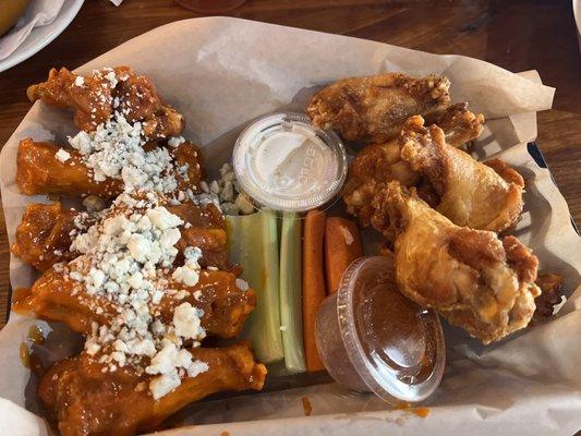 Buffalo Blue Wings and Plain Wings (for the boring child!)