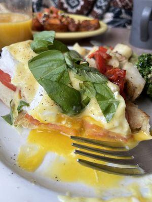 Tomato Basil Eggs Benedict