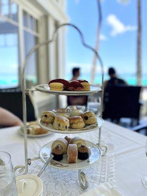 High tea. IG: @_emwong_