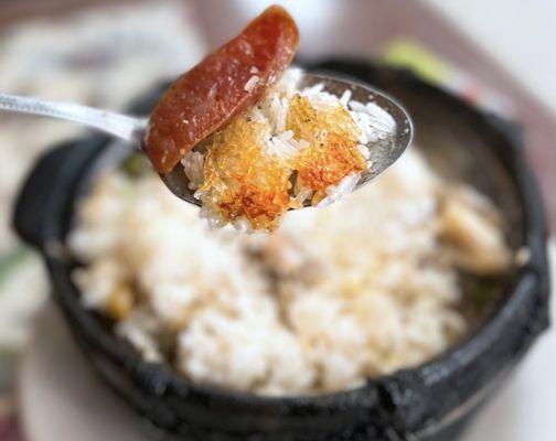 Crispy rice crust...had to let it sit in the claypot for 15+ minutes.