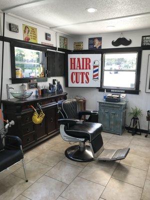 Sandy's Barbershop