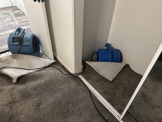 Ac unit drain blockage let water overflow dry out