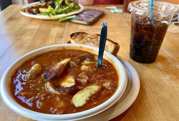 Hash's Beef Stew (roasted potatoes added), with garlic toast... and that crazy good root beer...