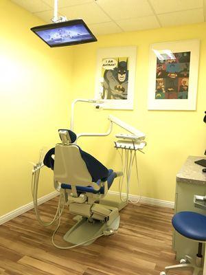 Boys treatment room (super heroes)