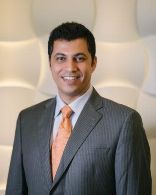 Meet Dr. Sayed, a Harvard- and UCSF-trained board-certified plastic surgeon practicing in La Jolla and Newport Beach, California!