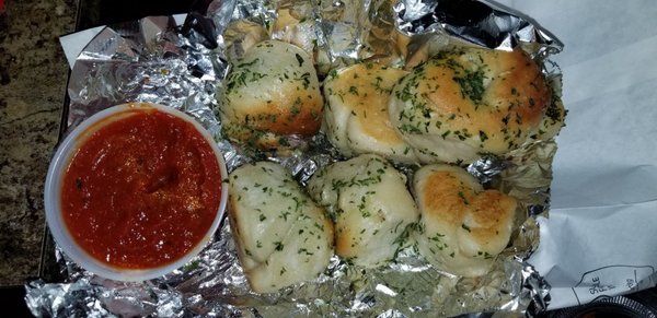 Garlic knots