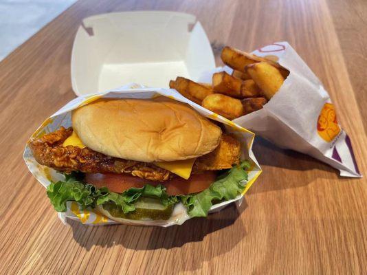 Deluxe chicken sandwich with sweet potato fries