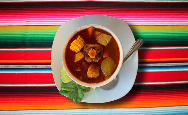 CALDO DE RES / BEEF SOUP