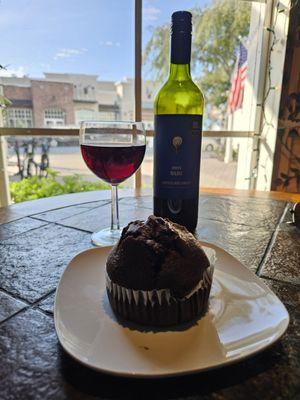 Lightbulb Malbec with a chocolate, chocolate chip muffin