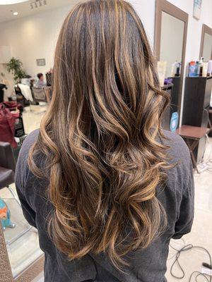 Balayage by Uni! 3 hours of work!