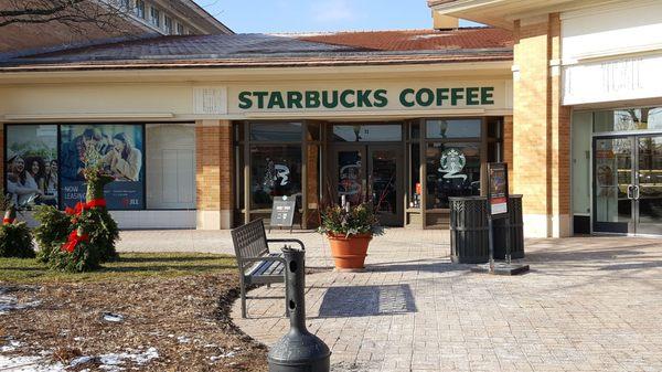 Storefront for Starbucks Wheaton Town Square