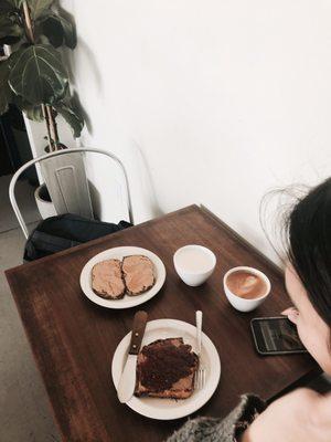 pb honey toast gf and a oat milk steamer!!