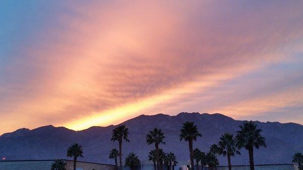 Another breathtaking sunset in Palm Springs (in front of Palm Springs Air Museum,