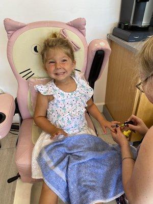 Little kid pedicure chair.