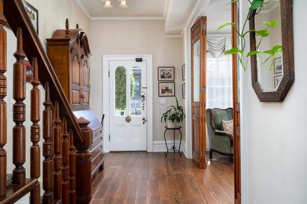 Staircase up to the Anniversary Room and Victorian Suite