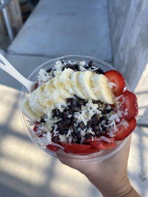 Custom açaí bowl